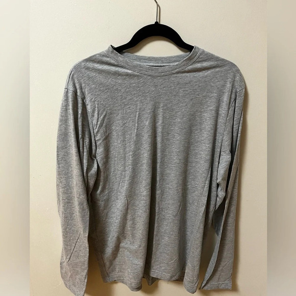 Charles River Apparel Other - Charles River Apparel Basic Long Sleeve T-Shirt- Gray- Men’s Size Medium